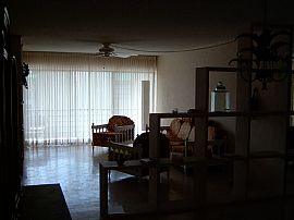 Emerald Hills Golf Course Condo in Hollywood, FL (Photo 5 of 6)