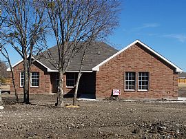 Newer Home Lease/Purchase w Rent Credits in Waxahachie, TX