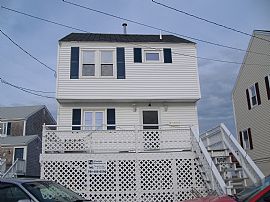 Sunny Waterfront home for rent in Hull, MA