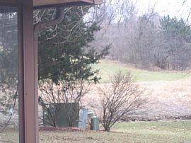 Beautiful 3 br 1ba, HOUSE, mins to I-88  in Naperville, IL (Photo 4 of 6)