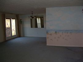 Nice 3 Bd Home For Rent in Indianapolis, IN (Photo 5 of 6)