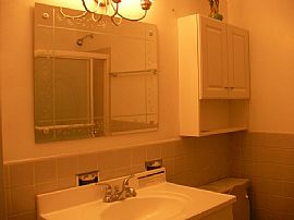 Luxurious lakeshore condo in Chicago, IL (Photo 2 of 6)