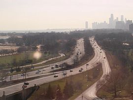 Luxurious lakeshore condo in Chicago, IL (Photo 4 of 6)