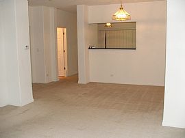 New 3BD, 2.5BA Townhouse! Great Location in Des Plaines, IL (Photo 5 of 6)