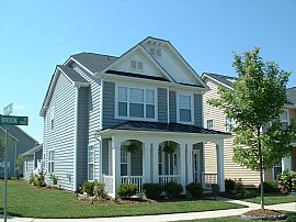 1st Month Rent Free! Granite, Stainless in Huntersville, NC