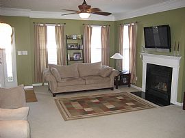 1st Month Rent Free! Granite, Stainless in Huntersville, NC (Photo 3 of 6)