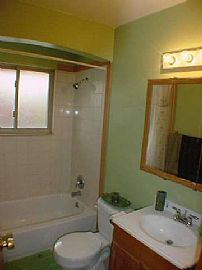 SINGLE FAMILY HOUSE FOR RENT in Clinton Township, MI (Photo 4 of 4)