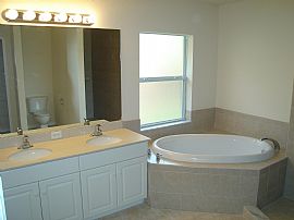 4 BR/2 FB Home, Golf Course access  in Cape Coral, FL (Photo 2 of 4)