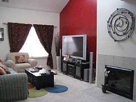 Upscale Condo with Class and Convenience in Livonia, MI