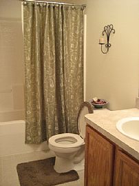 Upscale Condo with Class and Convenience in Livonia, MI (Photo 4 of 4)