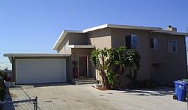 Hillside Home W/Spectacular Skyline View in Los Angeles, CA