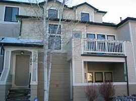Spacious Condo in Great Location! in Denver, CO (Photo 2 of 4)