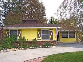 Charming Cottage House in West Toluca Lake, CA