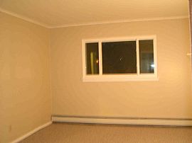 All New Private 3 bed /1 bath home  in Commack, NY (Photo 5 of 5)