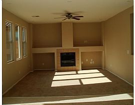 2007 single house for rent in Las Vegas, NV (Photo 2 of 6)