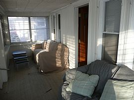 Energy Star House for Rent in Milwaukee, WI (Photo 3 of 5)