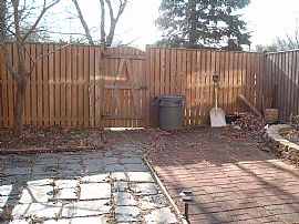 Gorgeous townhouse avail Feb 25 in Annandale, VA (Photo 4 of 6)