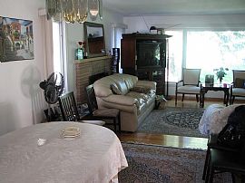 Beautiful single family home in Golden Valley, MN (Photo 4 of 6)