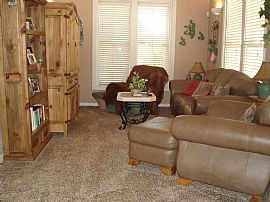 Adorable Historic Bungalow in Lake City, FL (Photo 2 of 5)