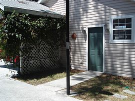 Adorable Historic Bungalow in Lake City, FL (Photo 4 of 5)