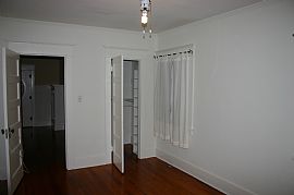 Vintage Cottage - 1 BR, 1BA, Den in Fullerton, CA (Photo 3 of 4)
