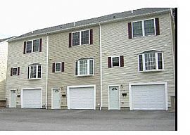 Young and beautiful 2-bedroom townhouse in Chelmsford, MA