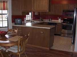 3-Bedroom, 2.5 Bath Home in Great Shape in Hilliard, OH (Photo 3 of 6)