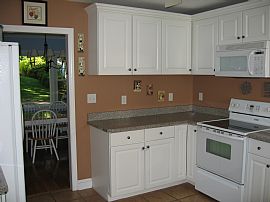 Beautiful 3 Bedroom Colonial Home In Excellent School District in Fairfield, CT (Photo 3 of 4)