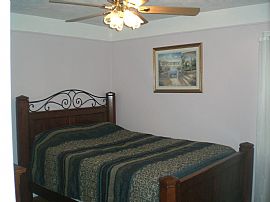 Beautiful Home, Must see right now in Southgate, MI (Photo 5 of 6)