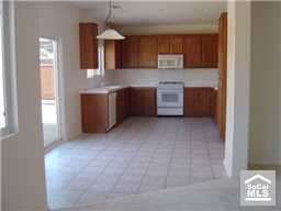 Lease Option to Buy Available in Hemet, CA (Photo 3 of 4)