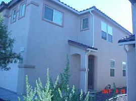 3br with LOFT- The best part of Vegas! in Las Vegas, NV (Photo 2 of 6)