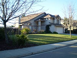 4 bd 3 ba spacious newer house in Livermore, CA