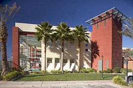 Park Avenue condo for lease in Las Vegas, NV (Photo 2 of 6)