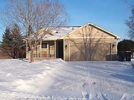 Great cul de sac locatn, convenient too! in Savage, MN