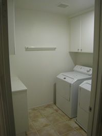 Carpet-free 2 story house with privacy in Irvine, CA (Photo 6 of 6)