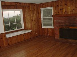 ARTIST'S RETREAT, ENDLESS VIEW HOUSE in Woodland Hills, CA (Photo 3 of 5)