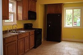 Lovely, Large and Available for Rent in North Plainfield, NJ (Photo 6 of 6)