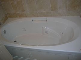 New Constr 1 L bed 1 bath,w/JACUZZI,31fl in Chicago, IL (Photo 4 of 6)
