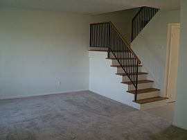 Newly Renovated Townhome in Peru, IN (Photo 5 of 6)