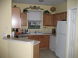 Beautiful 2 bd, 1.5 bath End-Unit  in Tampa, FL