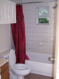 2BR/1BA Duplex For Rent - 5mil. to beach in Clearwater, FL (Photo 6 of 6)