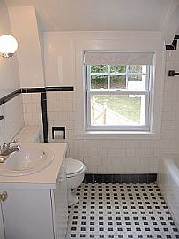 Charming & Unique Townhouse -Garage,Yard in Cambridge, MA (Photo 5 of 6)