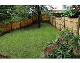 Charming & Unique Townhouse -Garage,Yard in Cambridge, MA (Photo 6 of 6)