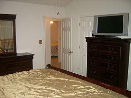 Beautiful 3 Bedroom Home with OPEN FLOOR in Suffolk, VA (Photo 5 of 6)