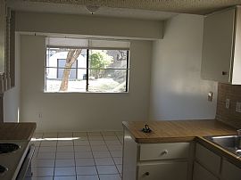 Clean NW San Antonio home, lg. yard/deck in San Antonio, TX (Photo 3 of 4)