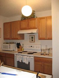 TownHome for Rent - Utilities included in Tampa, FL (Photo 4 of 6)