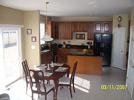 Spacious Elegant Single Family in Cambridge, MD (Photo 2 of 6)