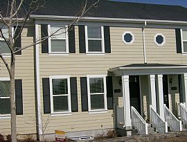 Beautiful  Townhome for rent in South Jordan, UT (Photo 2 of 4)