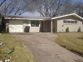 3/2 - For rent or rent to own newly refu in Houston, TX