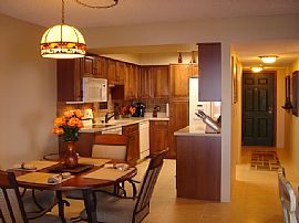 Luxury OCEANFRONT condo FULLY furnished in Ormond Beach, FL (Photo 2 of 6)